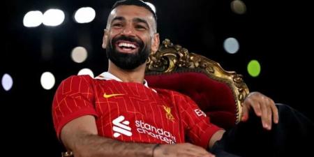 محمد صلاح يتوج بجائزة أفضل لاعب في الدوري الإنجليزي.. وشوبير يطالب بتمثال له