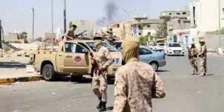 اشتباكات مسلحة في سوق لودر تُصيب شخصين.. ومطالبات بتدخل أمني عاجل