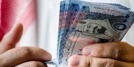 الريال السعودي يثبت أقدامه وسط تقلبات الجنيه المصري.. سعر اليوم الجمعة 30 مايو 2025 يتصدر الأسواق