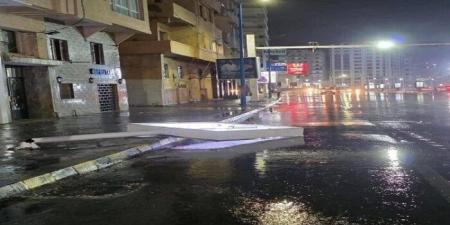 سيارات «دفع رباعي وأوناش» لمساعدة السائقين على طرق الإسكندرية