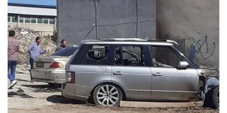 التحقيق مع عامل وطن أشعل النار بقش ما أدى لحرق مركبتين في إربد