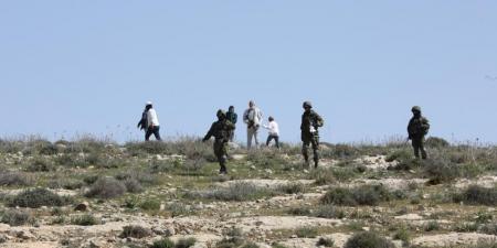 مستوطنون يعتدون على فلسطينيين في الأغوار الشمالية