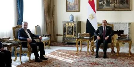 تطور ملفت.. وزير الخارجية الإيراني في العاصمة المصرية القاهرة