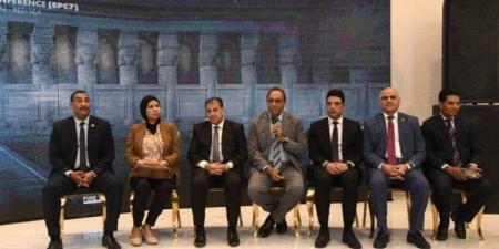 بحضور نقيب صيادلة قنا.. محافظ قنا يشهد افتتاح فعاليات مؤتمر صيادلة جنوب صعيد مصر