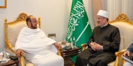 وزير الشؤون الإسلامية يستقبل وزير الأوقاف المصري السابق بمشعر منى