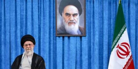 الإمام السيد علي الخامنئي: لن نتخلى عن تخصيب اليورانيوم والرد الإيراني على الهراء الأمريكي واضح وصريح