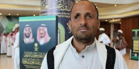 قصة إيمان وصمود تُكتب في رحاب الحج: الكفيف اليمني الذي بلغ الكعبة بفضل عطاء السعودية