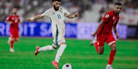 بعد فوزه على البحرين.. المنتخب السعودي يتمسك بأمل المونديال