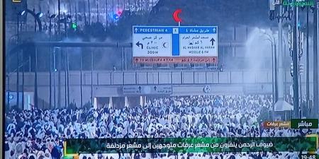 حجاج بيت الله الحرام ينفرون إلى مزدلفة بعد وقفة عرفات