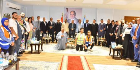 محافظ أسيوط يستقبل المهنئين بعيد الأضحى المبارك ..صور