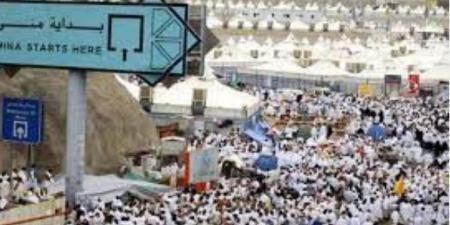 توافد الحجاج إلى مشعر منى لرمي الجمرات