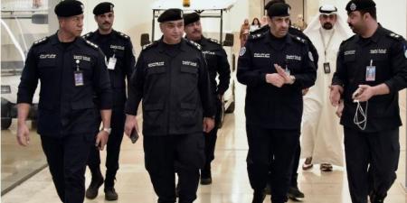 وكيل وزارة الداخلية الكويتية بالتكليف يتفـقد مـنفذ ومخفـر النويصيب ومجمع الخيران