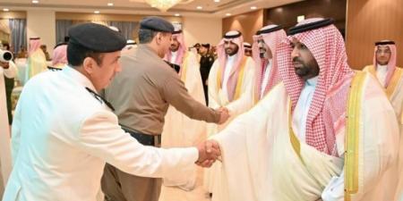 أمير منطقة جازان يستقبل المهنئين بعيد الأضحى