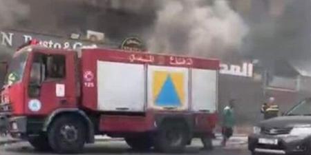 اندلاع حريق داخل أحد المطاعم في منطقة كورنيش المزرعة- بيروت