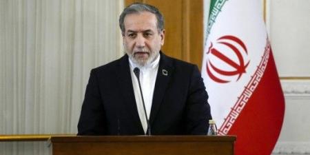 إيران وكازاخستان توقعان اتفاقية استراتيجية لتعزيز التعاون الاقتصادي والنقل