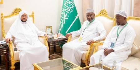 وزير الشؤون الإسلامية يستقبل رئيس المجلس الإسلامي في ملاوي