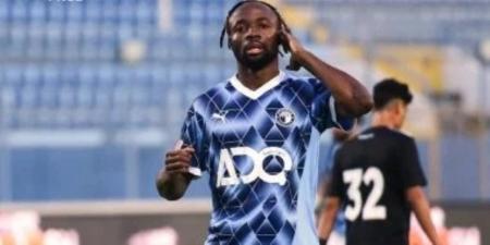 جري إخطار اللاعب .. بيراميدز يفعل الموسم الإضافى فى عقد فيستون ماييلى وينتظر مناقشة عروض رحيله