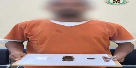 الحزام الأمني في عدن يطيح بأحد أخطر مروجي المخدرات في مديرية المنصورة