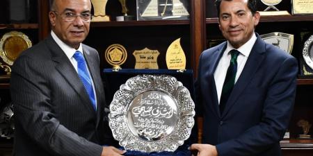 اتحاد السلة يوجه الشكر لوزير الشباب والرياضة على دعمه للمنتخبات  