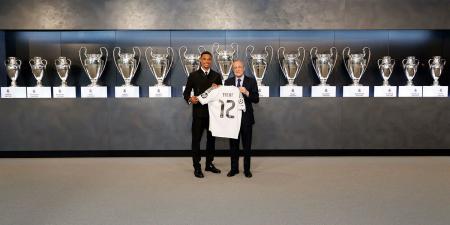 مرحبا بك في سانتياجو برنابيو.. ريال مدريد يقدم أرنولد