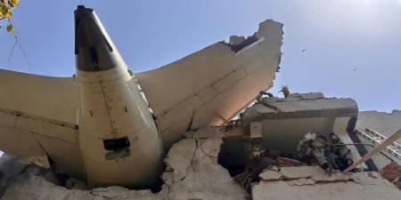 تحطم الطائرة الهندية.. ناجٍ وحيد من الكارثة يروي تفاصيل لحظات الرعب
