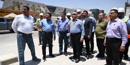 الوزير يتابع جاهزية الأتوبيس الترددي ومحطات الخط الرابع للمترو