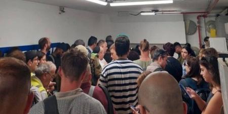 الجبهة الداخلية الإسرائيلية: نطالب الجمهور بالبقاء قرب الملاجئ والمناطق المحمية