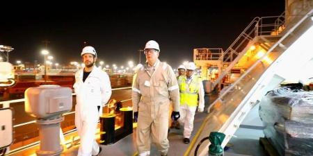 وزير البترول يتفقد ميناء الإسكندرية لمتابعة أعمال تجهيز سفينة التغييز