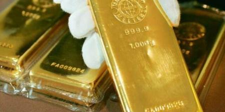 الذهب يتراجع 36 دولارًا عند تسوية تعاملات الاثنين مع جني الأرباح