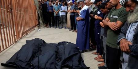غزة | 50 شهيداً ومئات المصابين بمجزرة “مساعدات” جديدة في خان يونس