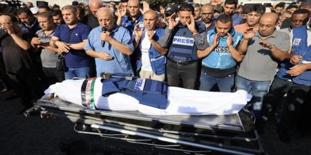 12 شهيدا صحفيا في أيار وتهجير 250 من أماكن سكناهم
