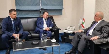 وزير الاتصالات بحث مع سفير أوكرانيا في تعزيز التعاون
