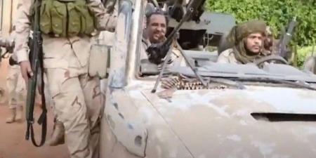 حميدتي يتوعد بالعودة للخرطوم ويؤكد أن الحرب لم تنتهِ بعد والبرهان يوجه رسالة تحذير لدقلو