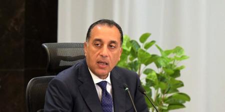 رئيس الوزراء يُتابع الموقف التنفيذى لعدد من المشروعات بمحافظة البحر الأحمر