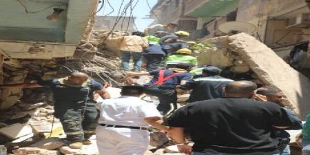 انهيار عقارين بحدائق القبة: جهود الإنقاذ تتواصل بعد استخراج 12 شخصًا ووجود حالتي وفاة