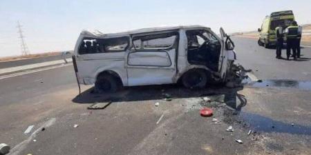 مصرع وإصابة 5 أشخاص إثر انقلاب ميكروباص بالبحيرة