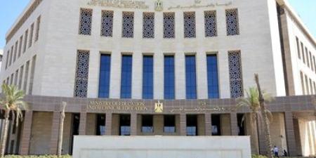 التعليم تستعرض تقريرغرفة العمليات في ثالث أيام امتحانات الثانويةالعامة