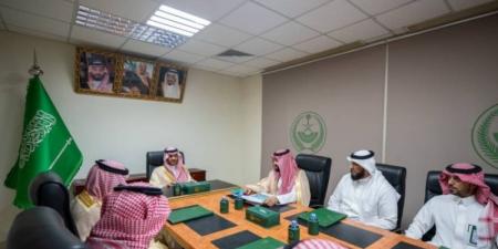 نائب أمير حائل يطّلع على مشاريع بلدية بقعاء وجمعية التنمية الاجتماعية بالمحافظة