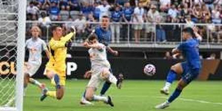 الشوط الأول بين الهلال وريد بول سالسبورج بالمونديال ينتهي بالتعادل السلبي