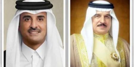 العاهل البحريني يجري اتصالًا هاتفيًا مع أمير دولة قطر