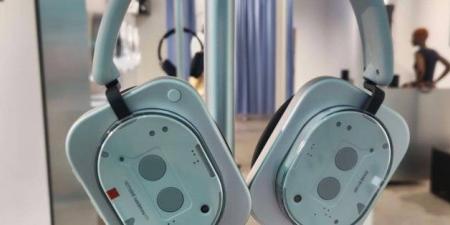 تسريب فيديو يكشف لأول مرة عن سماعات Nothing Headphones (1)
