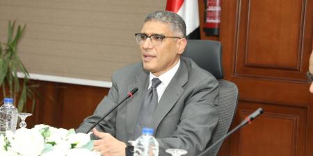 النجار: بحث الشكاوى والطلبات المقدمة من مواطني أحياء الجيزة