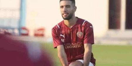 رسميًا: لوجانو السويسري يضم الجزائري أحمد قندوسي لمدة 3 مواسم!