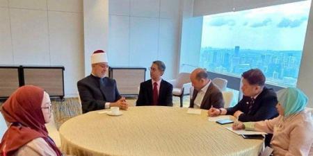 مصر وسنغافورة تبحثان سبل التعاون الثقافي والديني