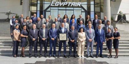 مصر للطيران تحصد جائزة أفضل فريق عمل لشركة طيران في إفريقيا لعام 2025