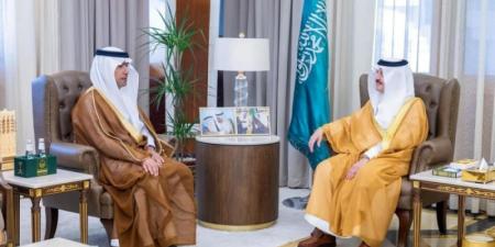 أمير الشرقية يستقبل وزير البلديات والإسكان