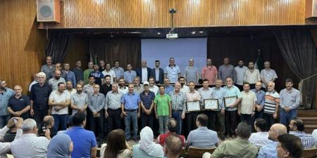 تكريم العمال المتميزين في كهرباء ريف دمشق تقديراً لجهودهم