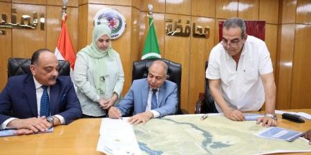 اعتماد الحدود الإدارية لمحافظة المنيا مع المحافظات المجاورة 