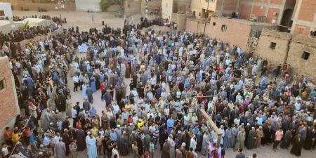 وجع مشترك في ليلة بكى فيها الجميع.. مايا مرسي تتقدم وفدًا رسميًا لتقديم العزاء لأسر ضحايا حادث المنوفية