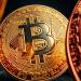 ارتفاع بتكوين قرب 103 آلاف دولار لأول مرة منذ فبراير